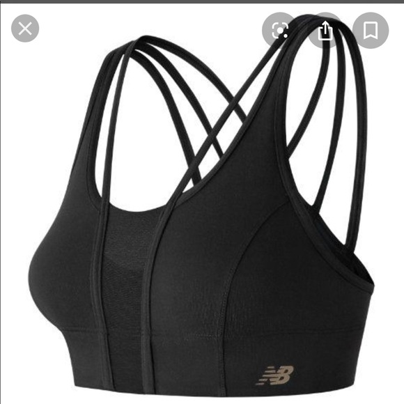 new balance evolve crop top